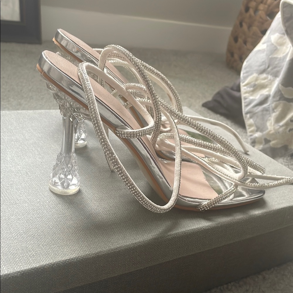 Glamorous Silver Stiletto Heels With Strappy Desi… - image 2